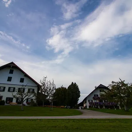 Rauhbergerhof *